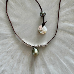 COLLIER SONGE