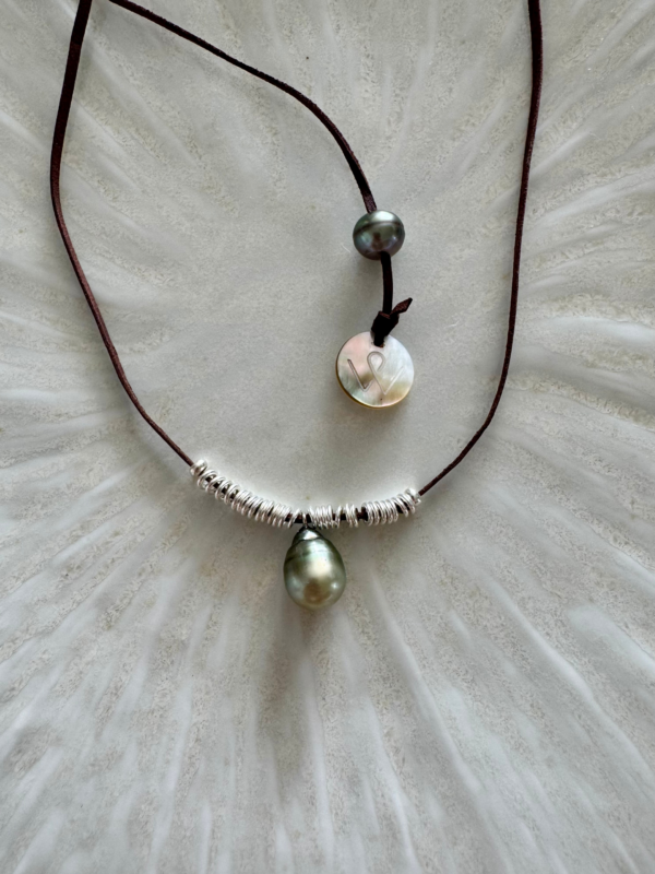 COLLIER SONGE